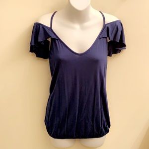 Fun and flirty cold shoulder ruffled blouse, sz M